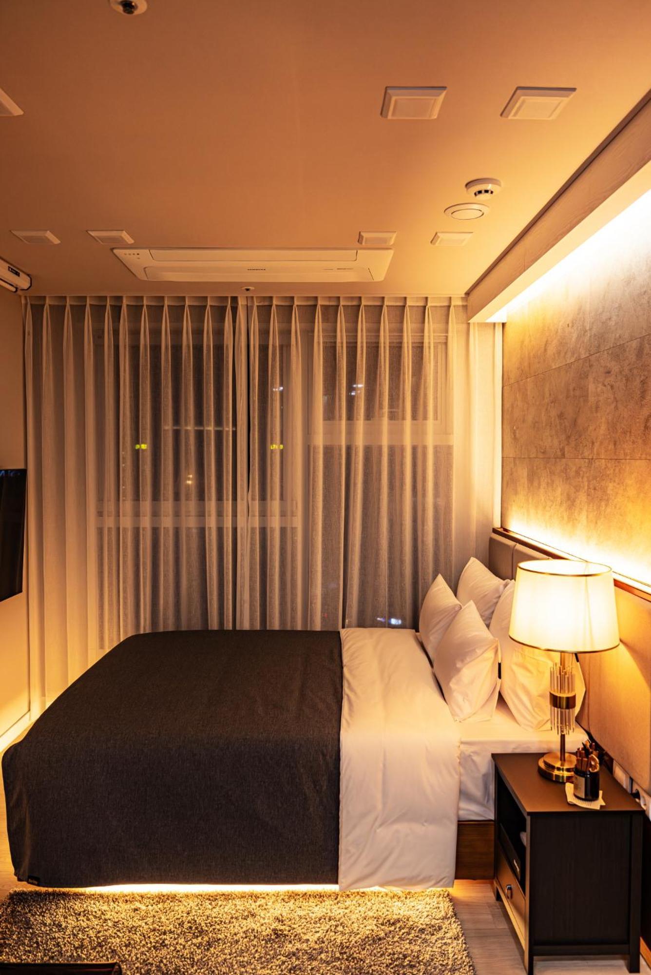 Raviens Haeundae Avenue * Busan