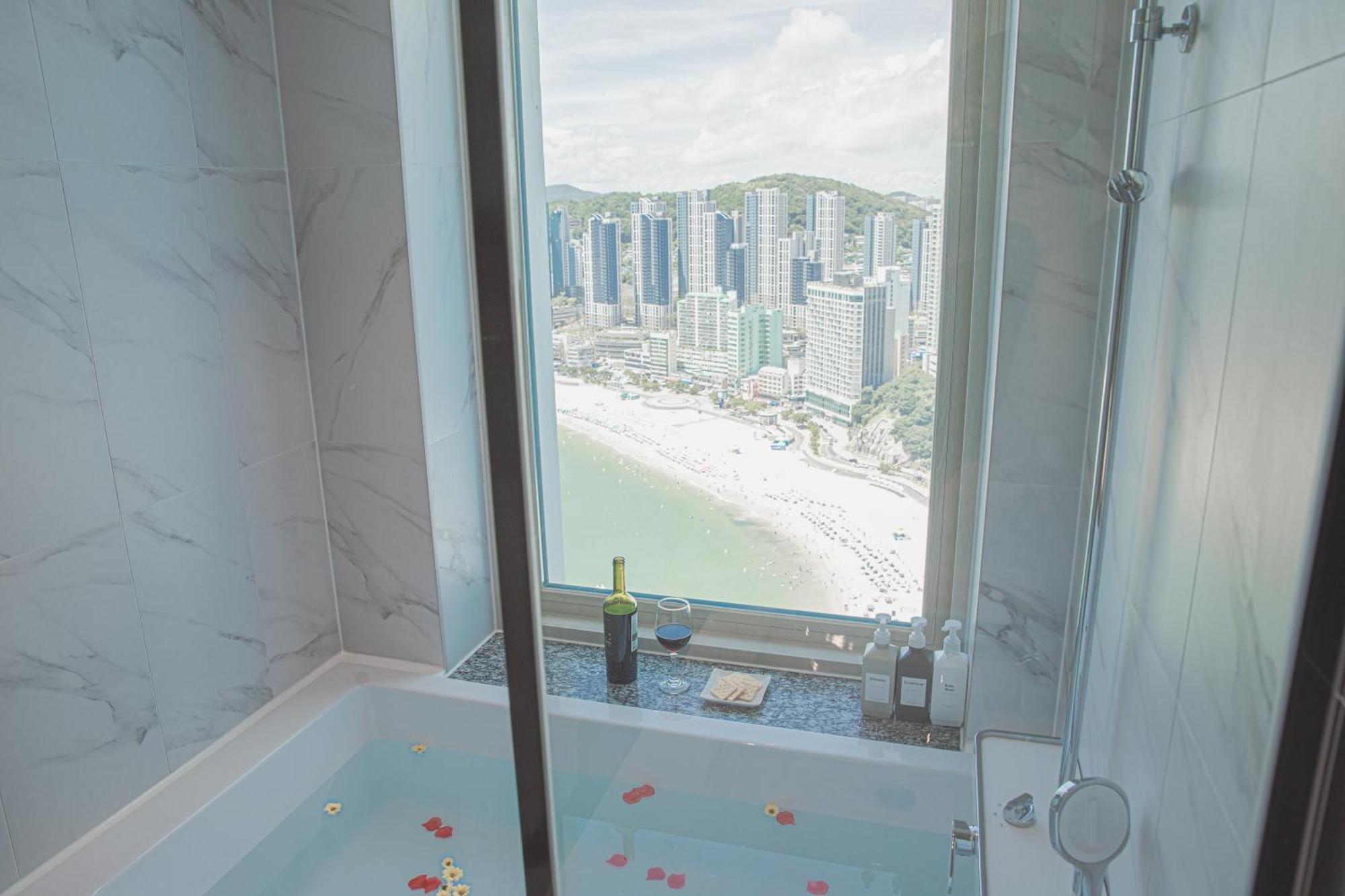 Ocean Sky Osila Songdo Apartment Busan