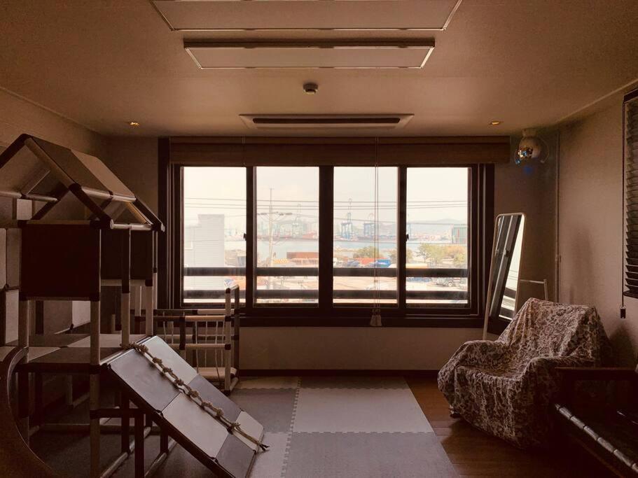 Pier 40 Free Parking Oceanview Kids House Jungle Gym Slide 2bedroom Busan