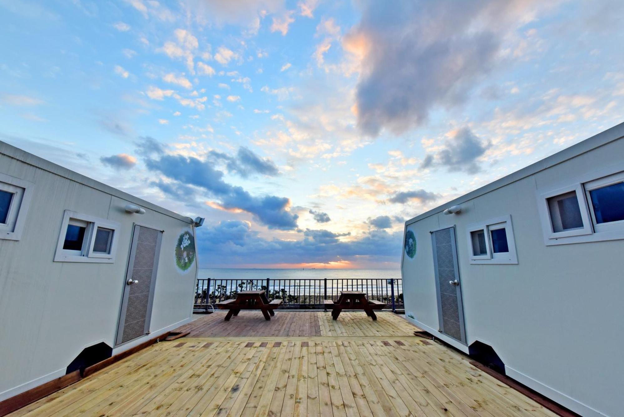 Olla Caravan Guest house Busan