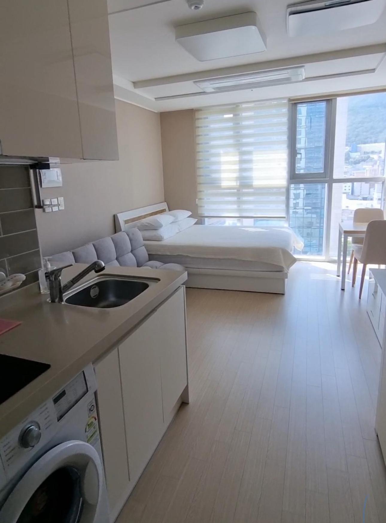 Station Ktx House Apartment