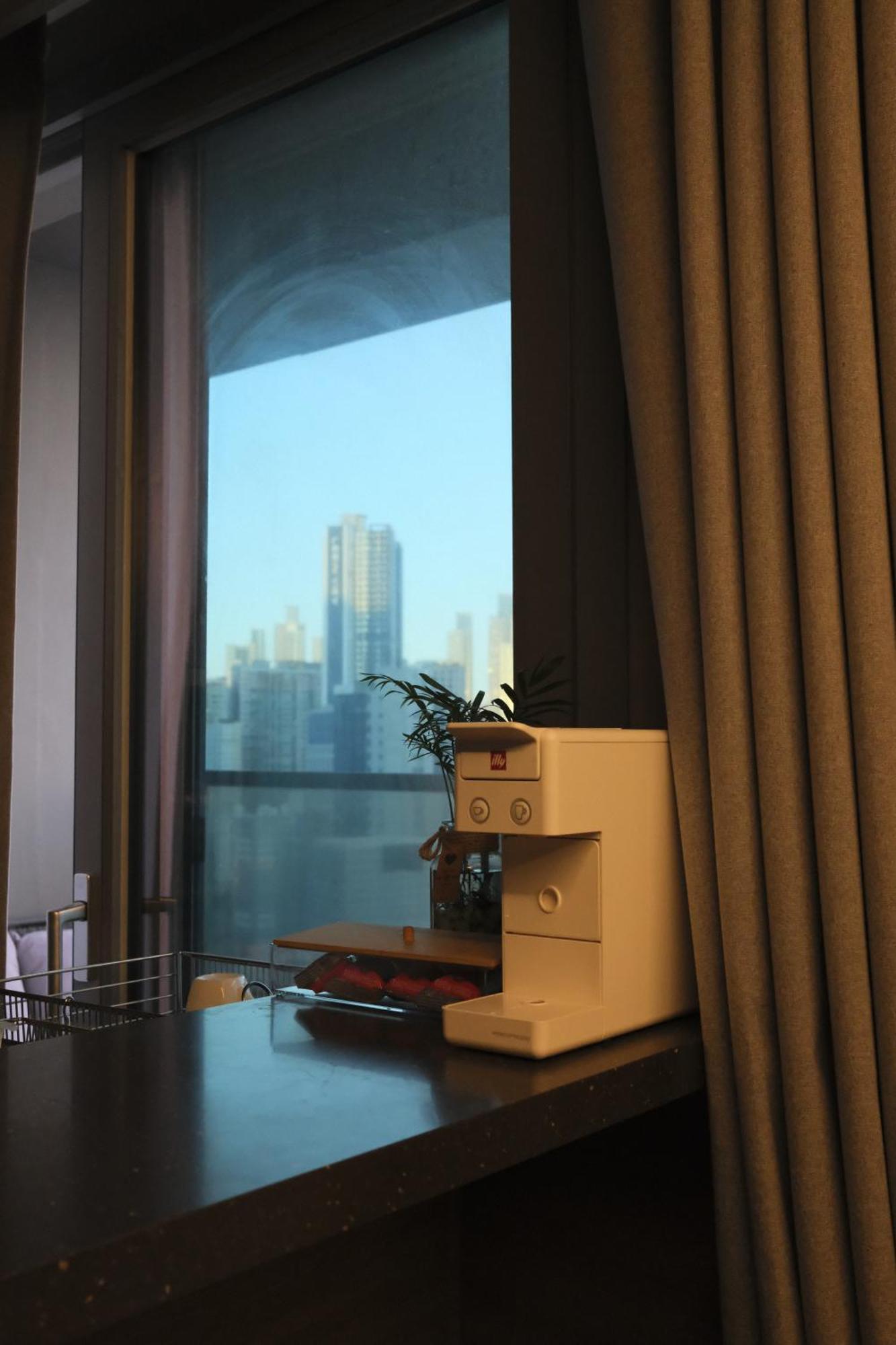Elbon The * Busan