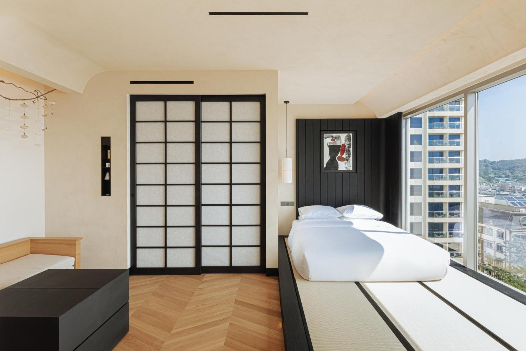 Ije Hotel Busan