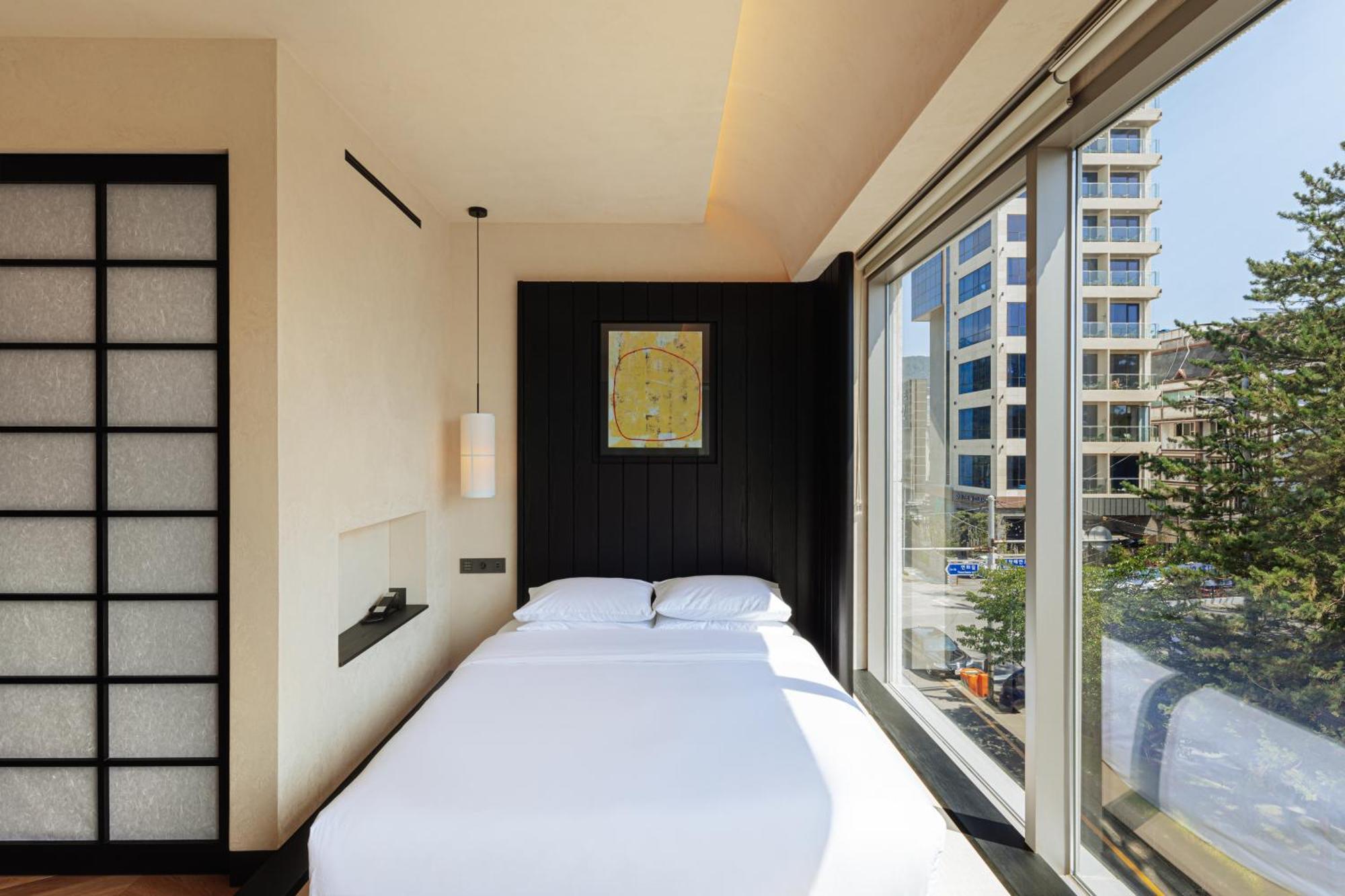 Hotel Ije *