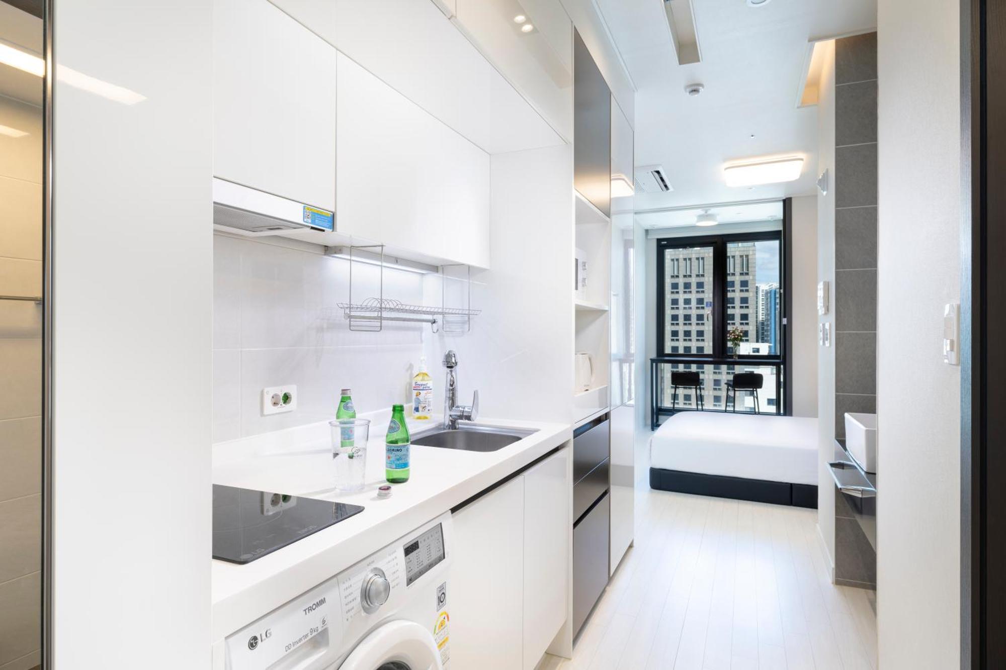 Gem Apartment