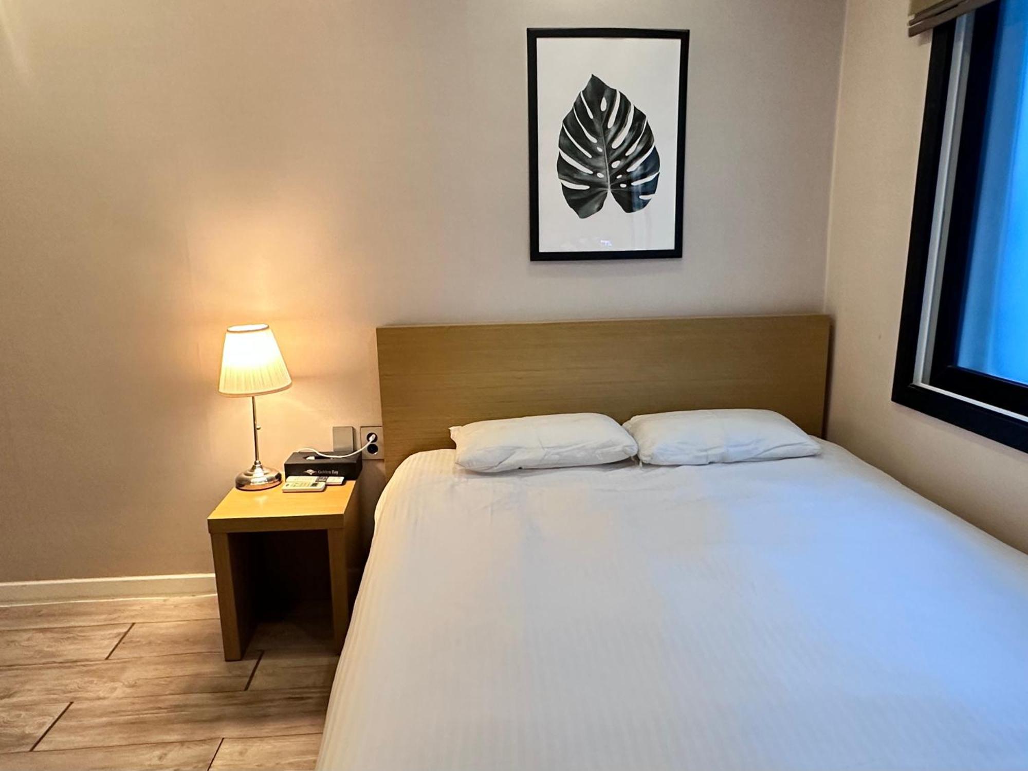 Holiday home Goldenbay & *