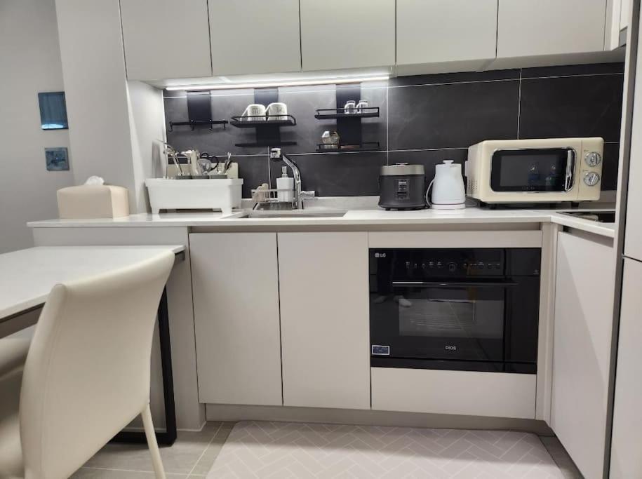 Xxx Apartment