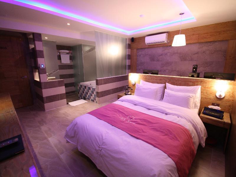 Motel The Sun 2*