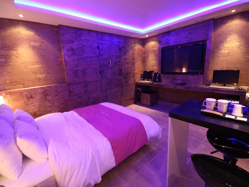 The Sun Motel 2*
