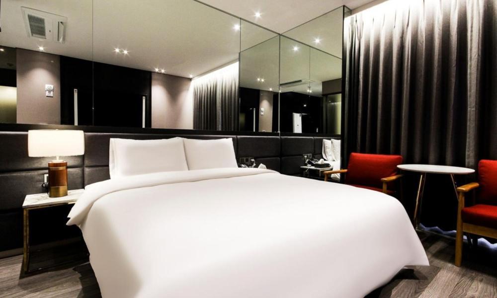 Hotel Myeongji Ciel Ocean