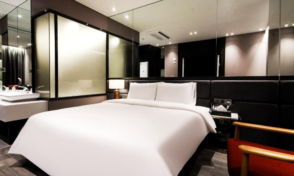 Hotel Myeongji Ciel Ocean 3*
