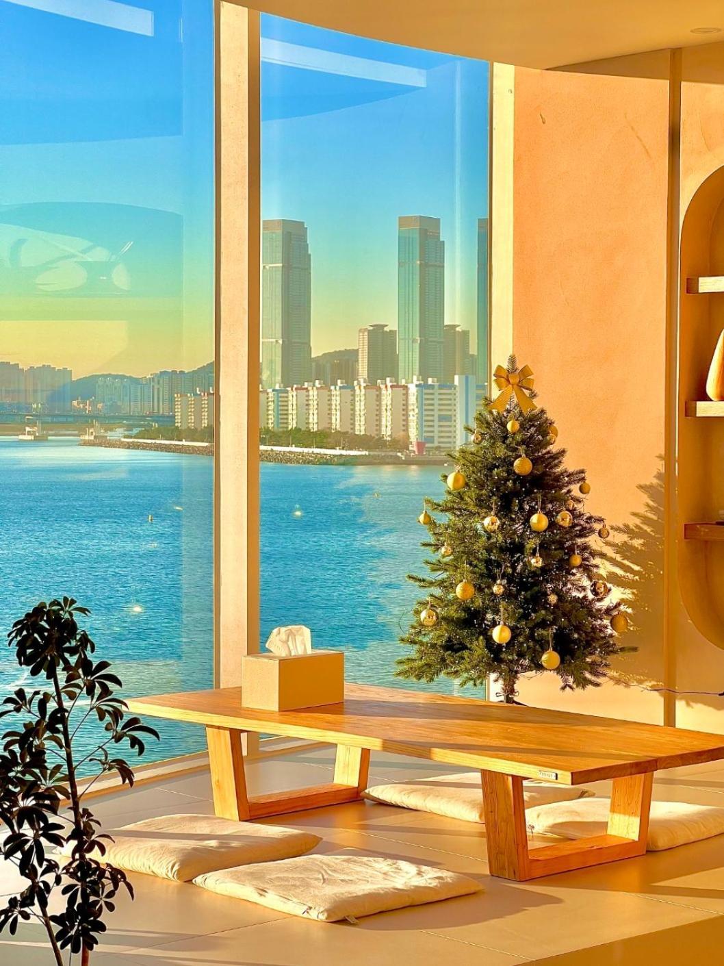 Gwangan Awesome Holiday home
