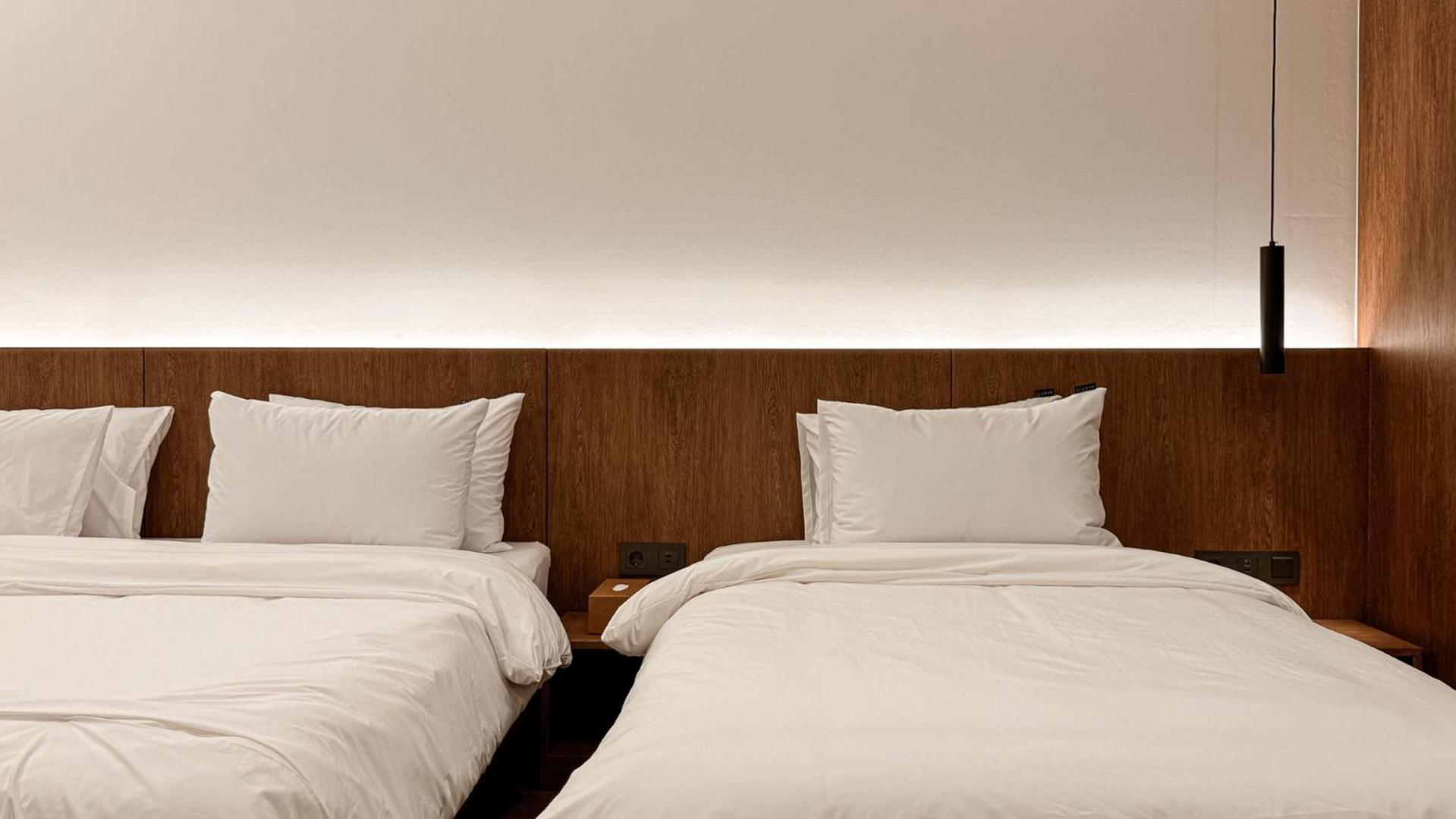 Yimok Hotel
