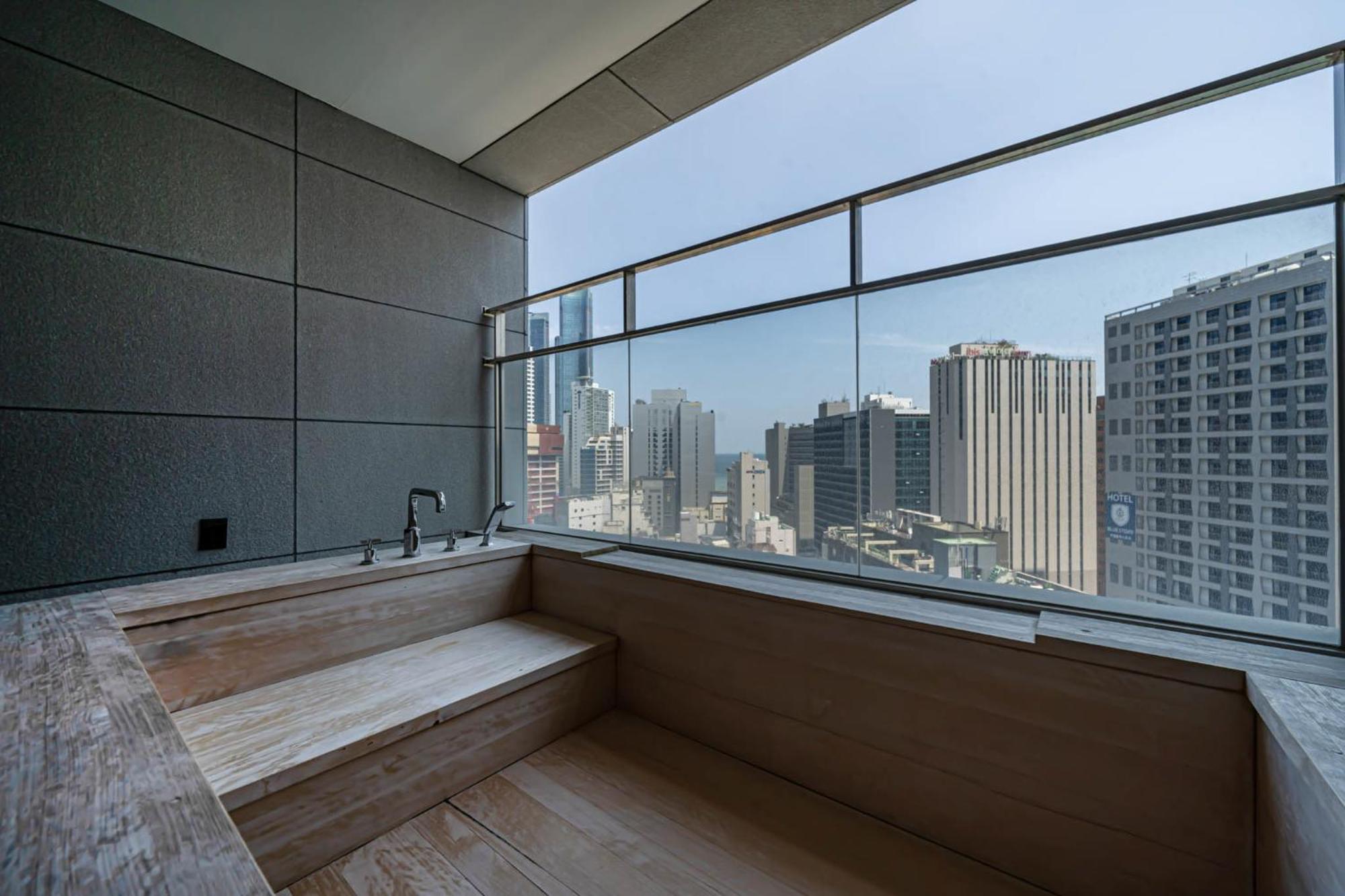 Hound Haeundae Signature Hotel