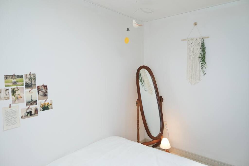Apartment Jeonpo 79 *