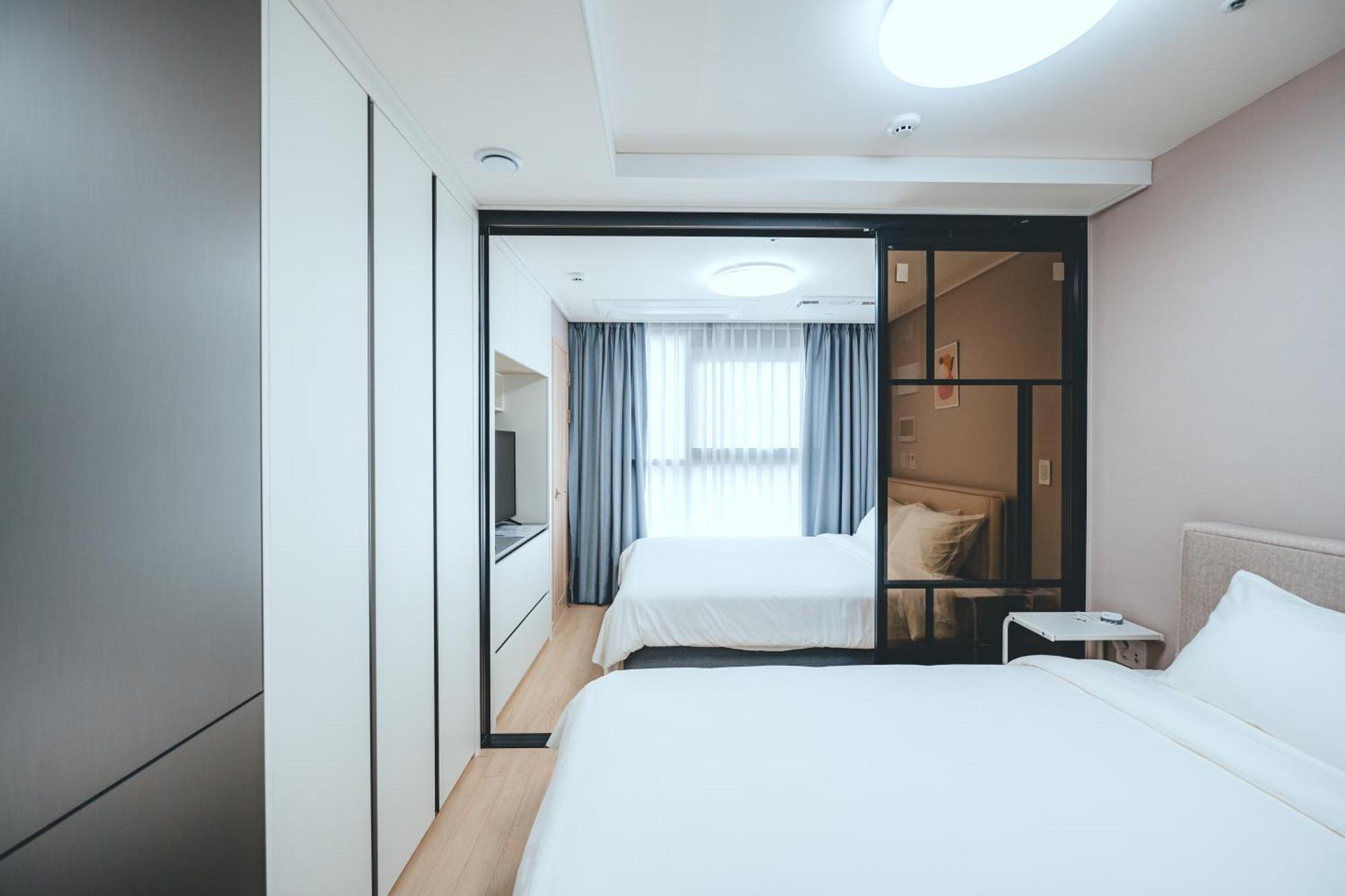 H Avenue Sasang Station Hotel *