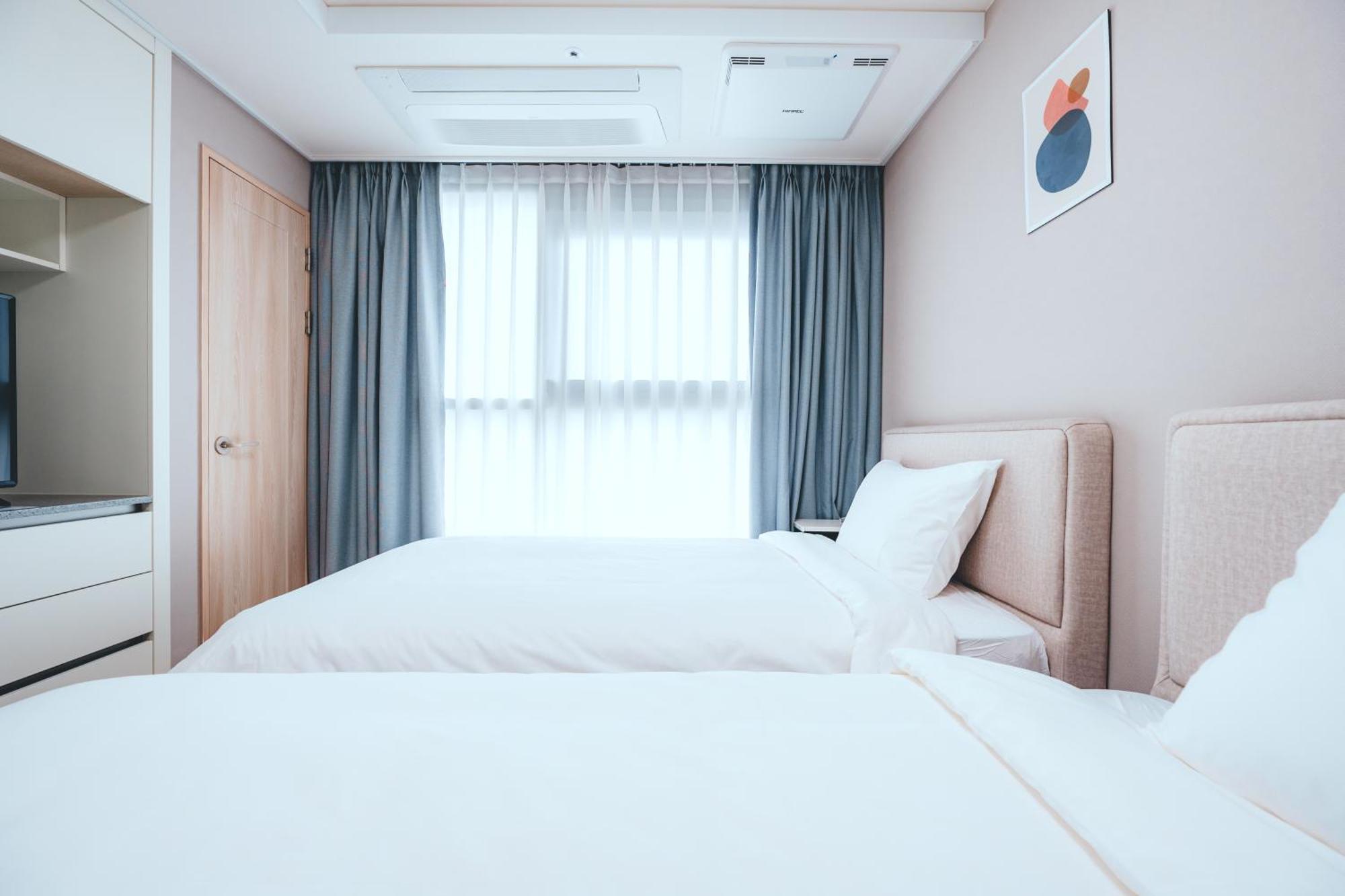 H Avenue Sasang Station Hotel *
