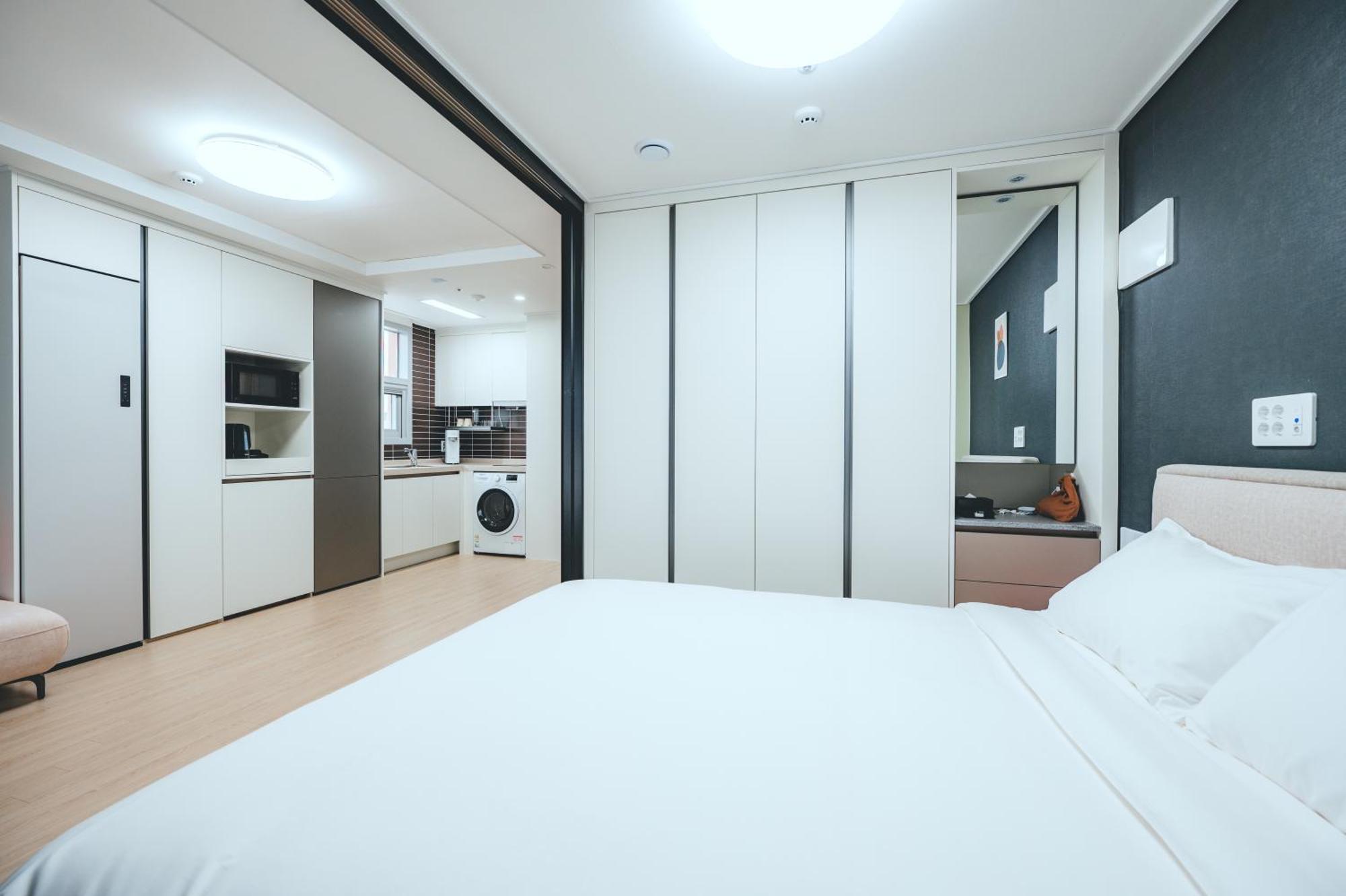 H Avenue Sasang Station Hotel Busan