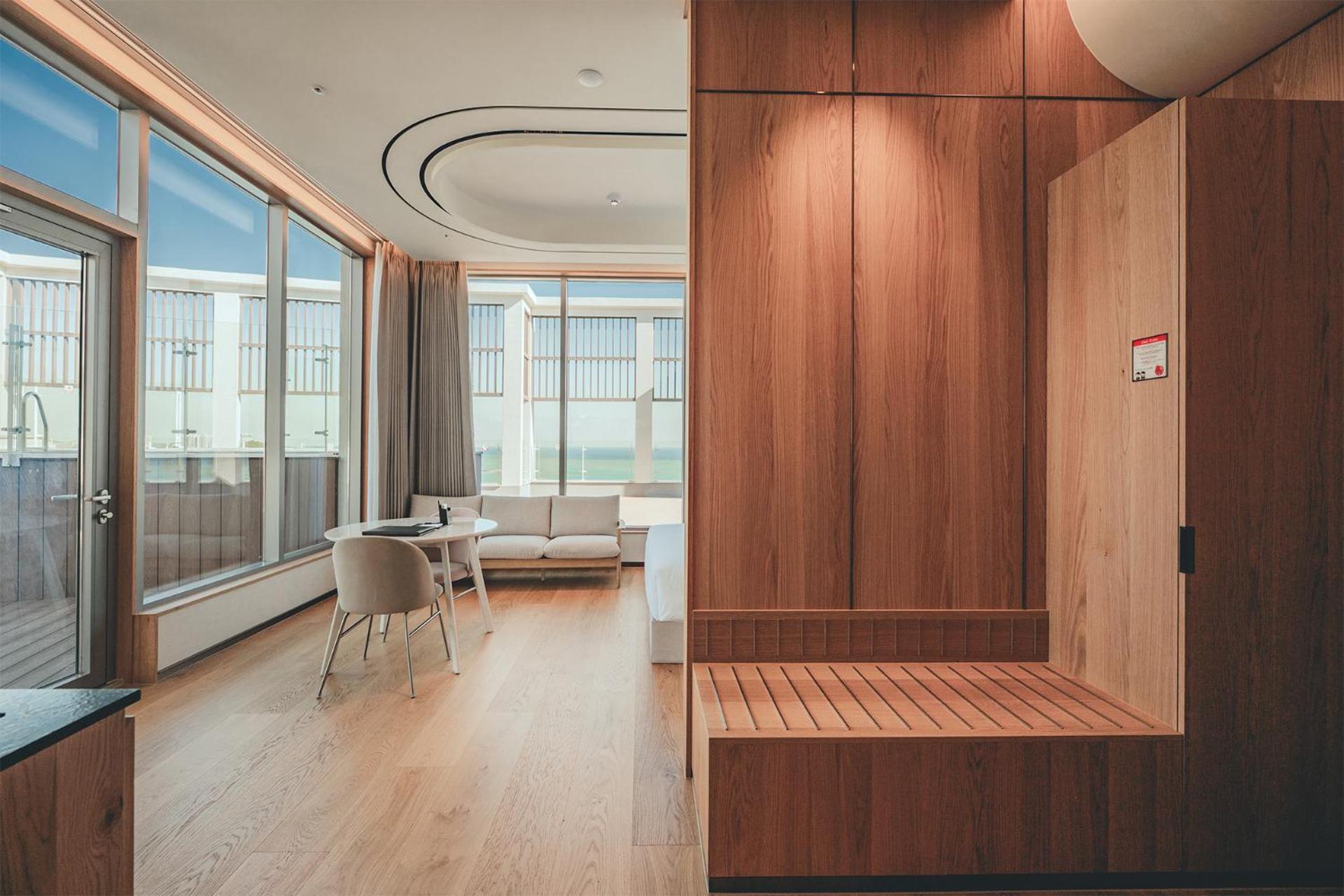 Mer De Laube Hotel 4*