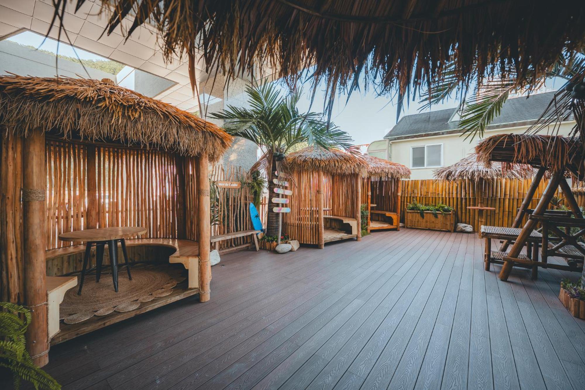 Mer De Laube Hotel