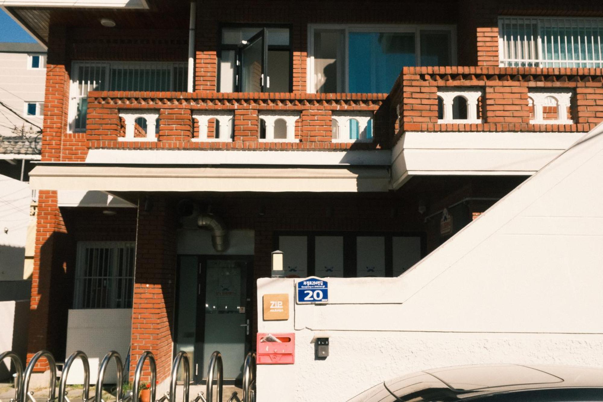 Zip Guest house