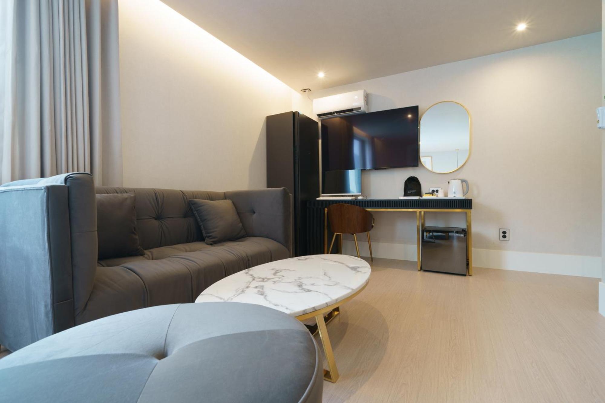 H Avenue Jeonggwan Branch Busan