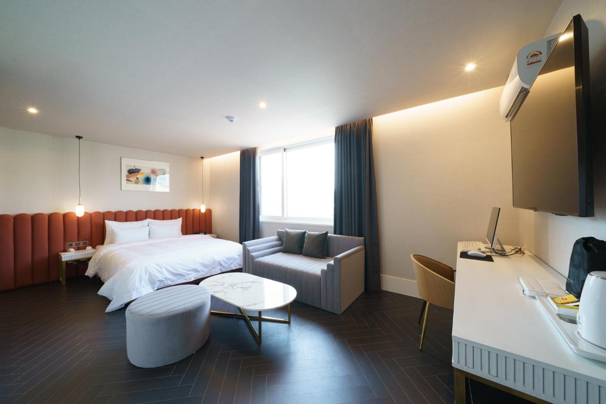 Hotel H Avenue Jeonggwan Branch Busan