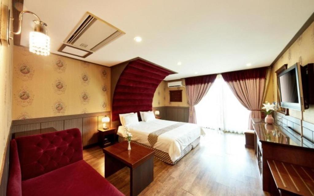 Motel Dongbusan 2*