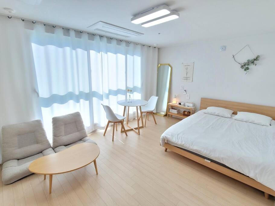 Apartment House Of Hyuni *