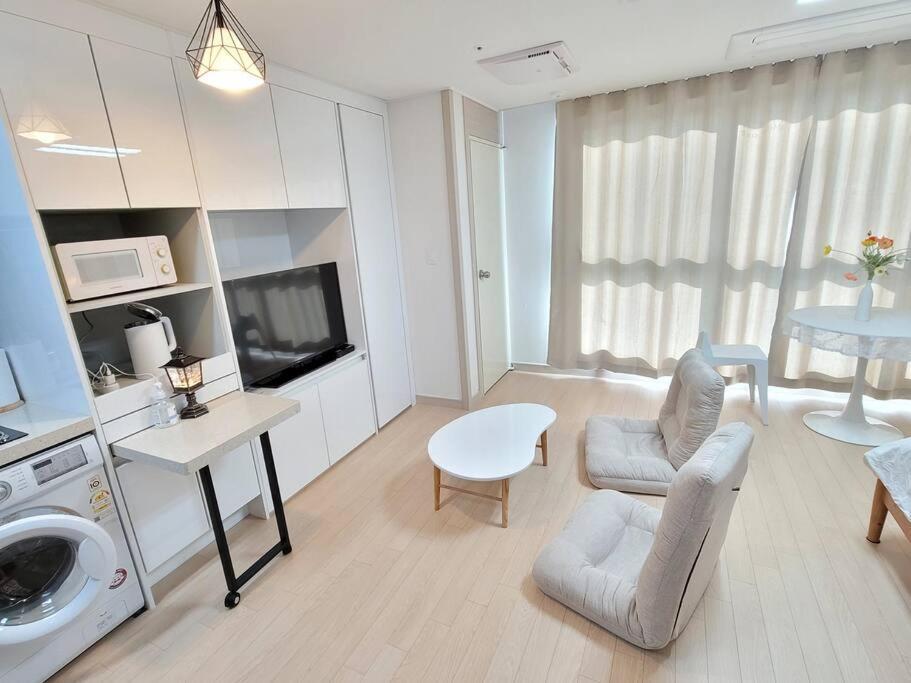 House Of Hyuni Apartment Busan