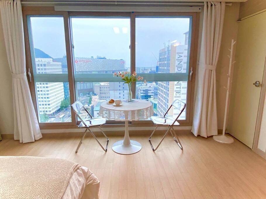 Apartment House Of Hyuni