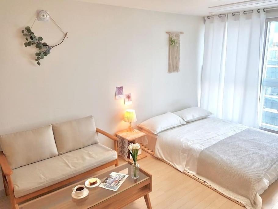 House Of Hyuni * Busan
