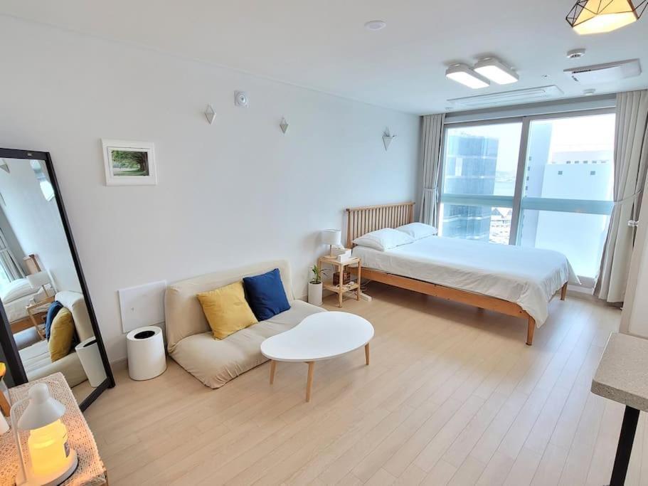 Apartment House Of Hyuni Busan