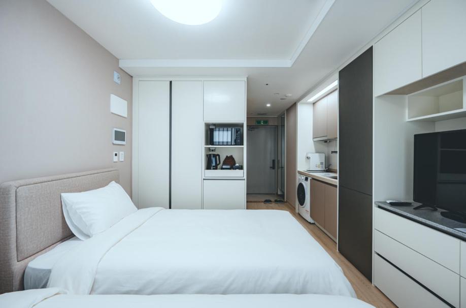 H Avenue Sasang Station Hotel Busan
