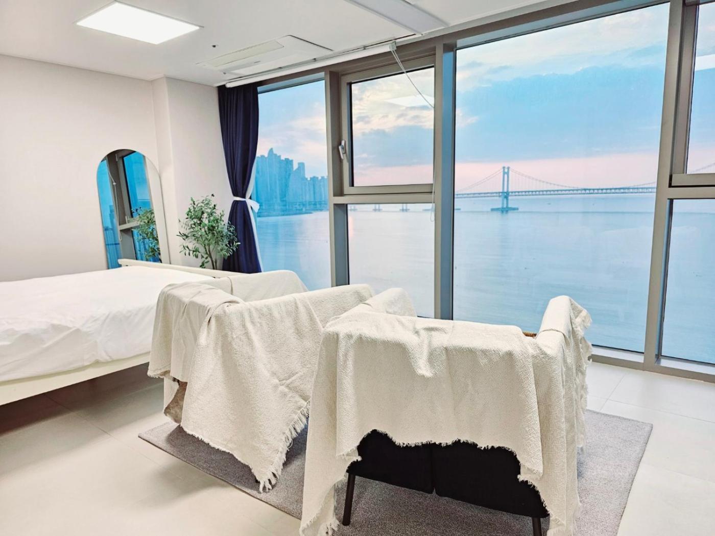 Gwangan Byulchae - 1sec To Gwanganli Beach, Oceanview Apartment Busan
