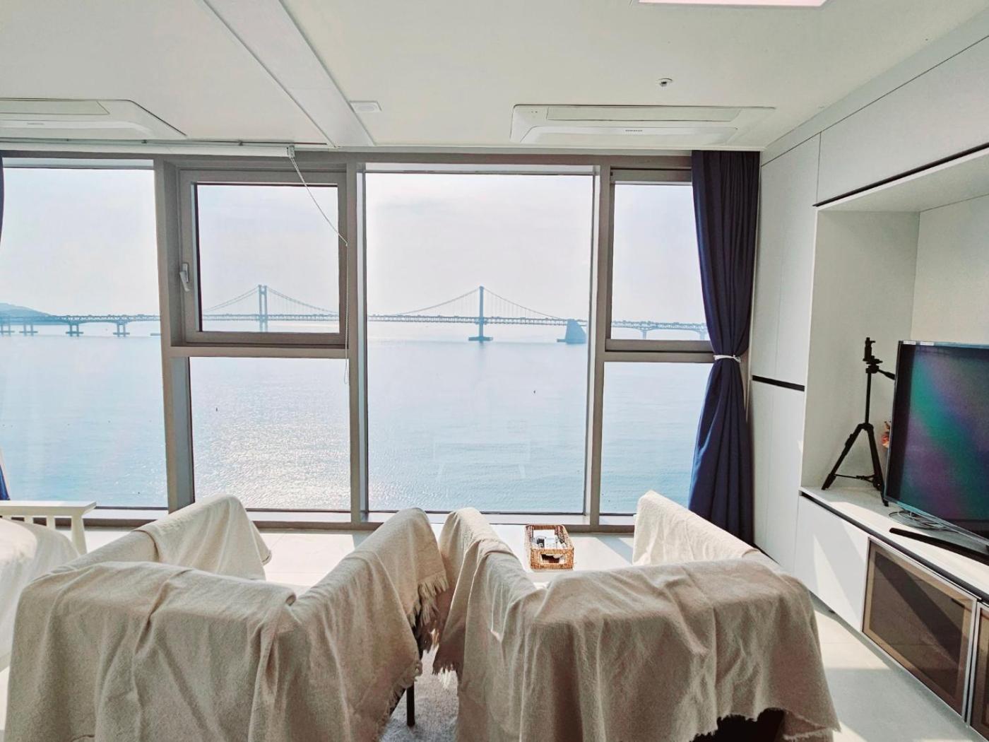 Gwangan Byulchae - 1sec To Gwanganli Beach, Oceanview Apartment *