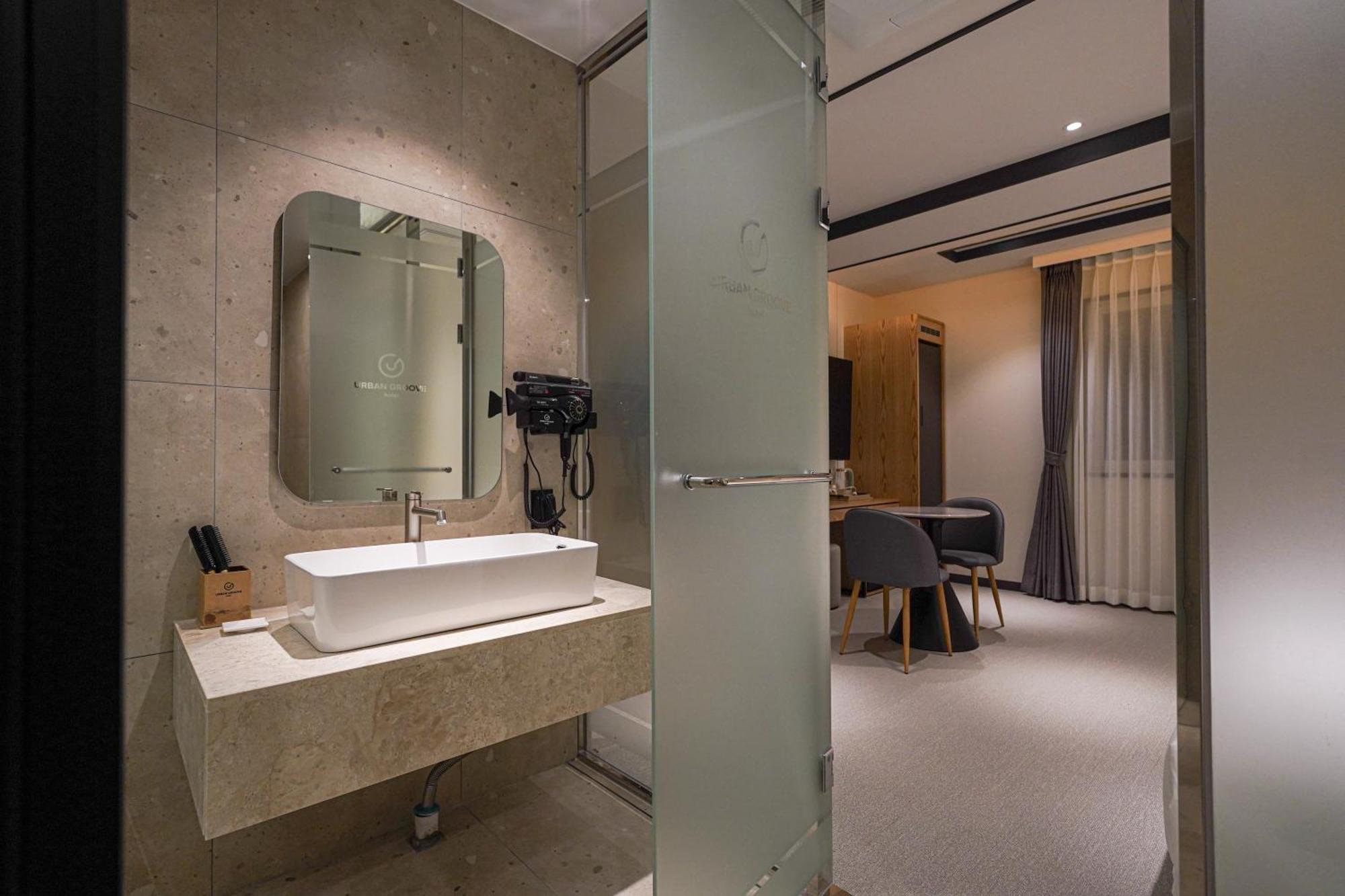 Urban Groove Seomyeon Hotel *