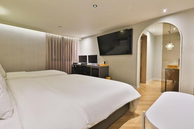 Guseodong Button Motel *