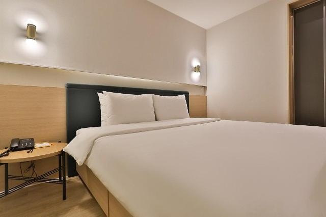 Motel Guseodong Button