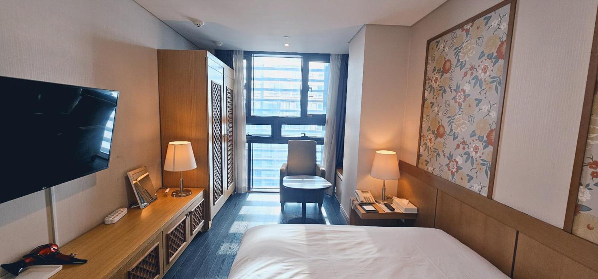 Hotel Sunset 3*