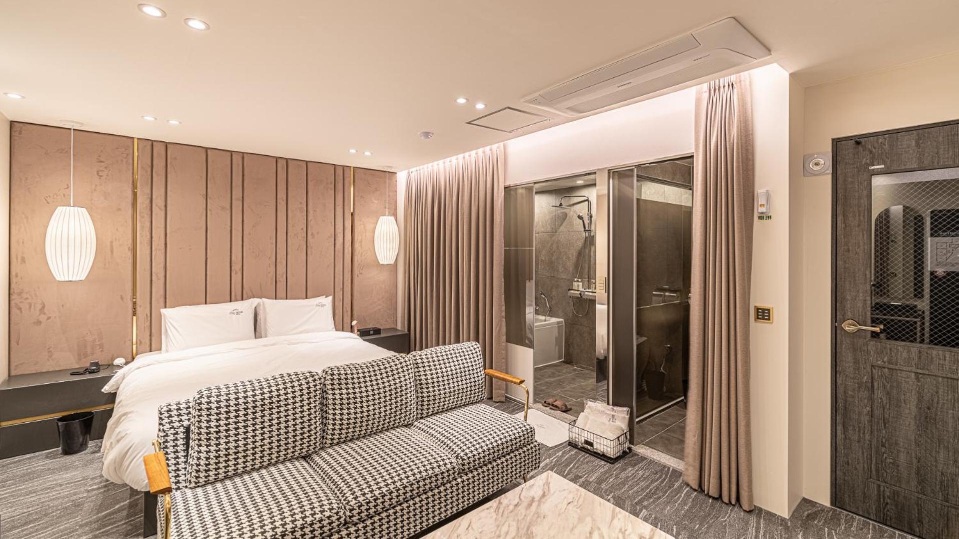 Yangjeong Avenue Hotel
