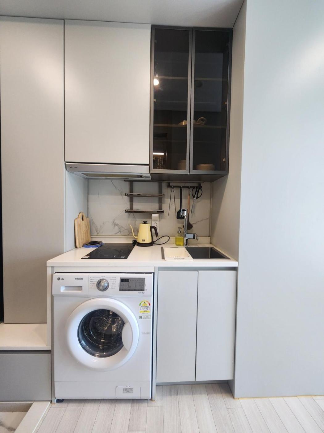 Apartment Brand New With Family *