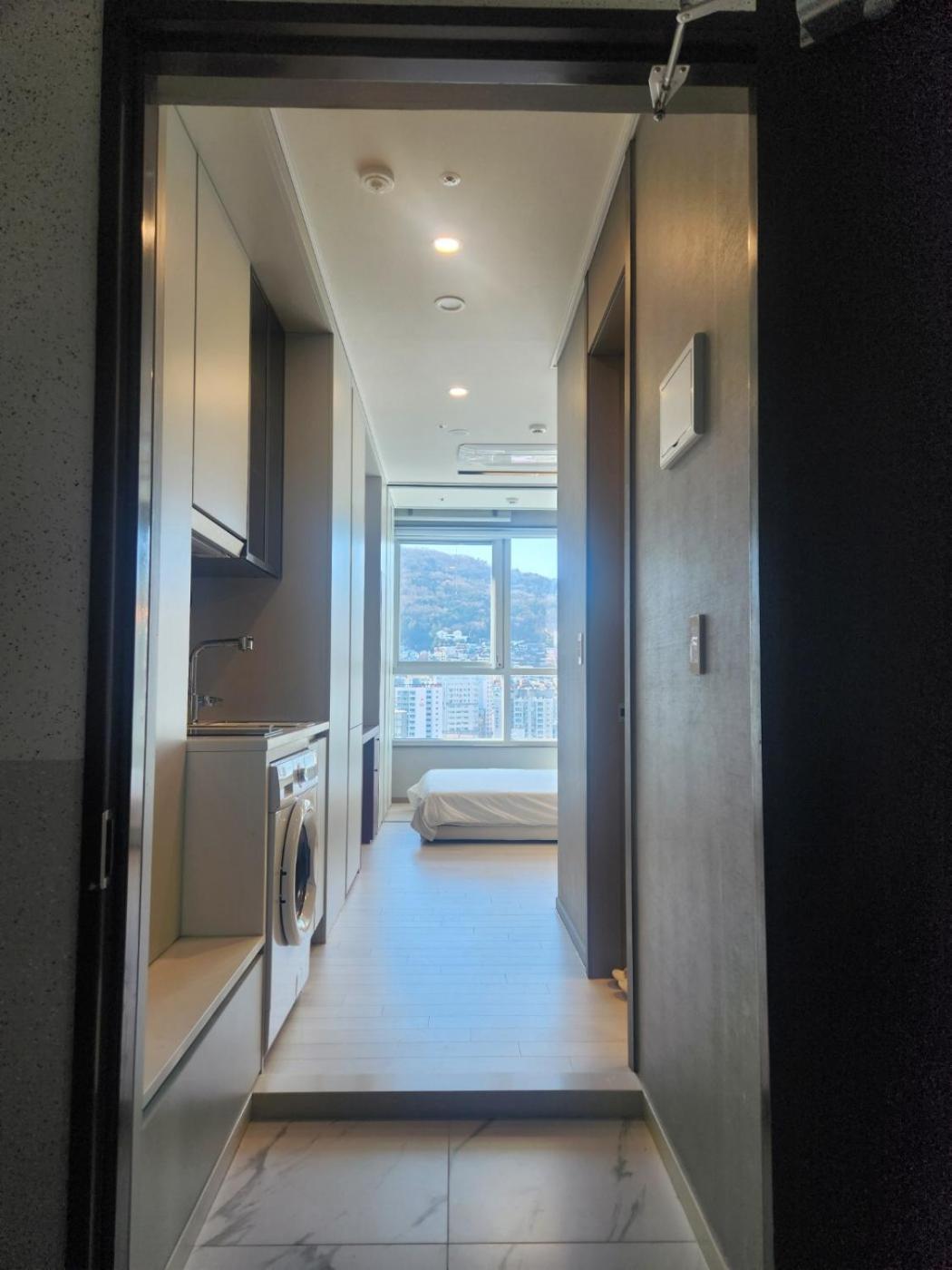 Apartment Brand New With Family *