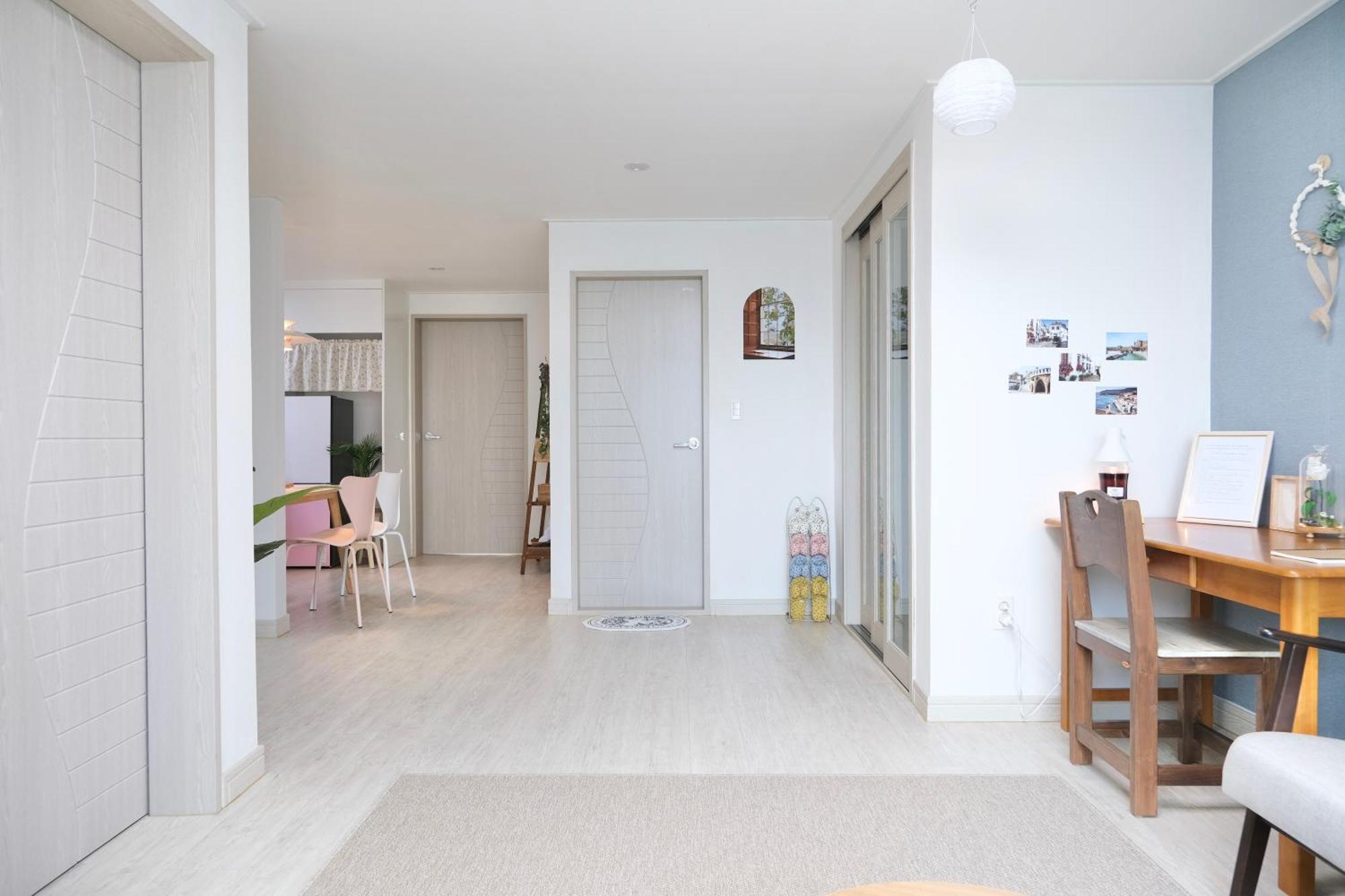 Apartment Jeonpo 79 *