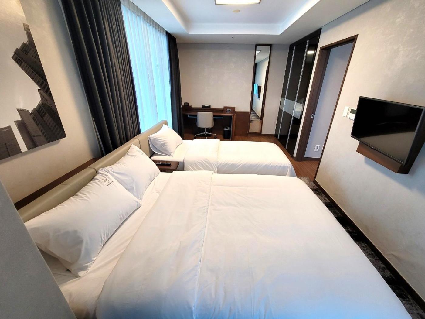 W Aparthotel