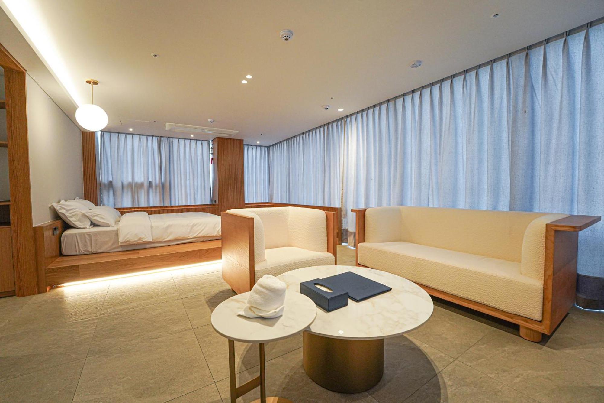 Hotel Ground27