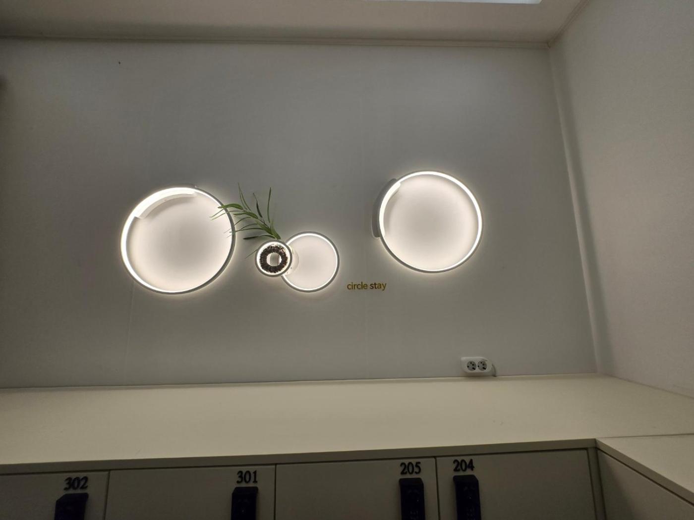 Airbnb Circle Guest house *