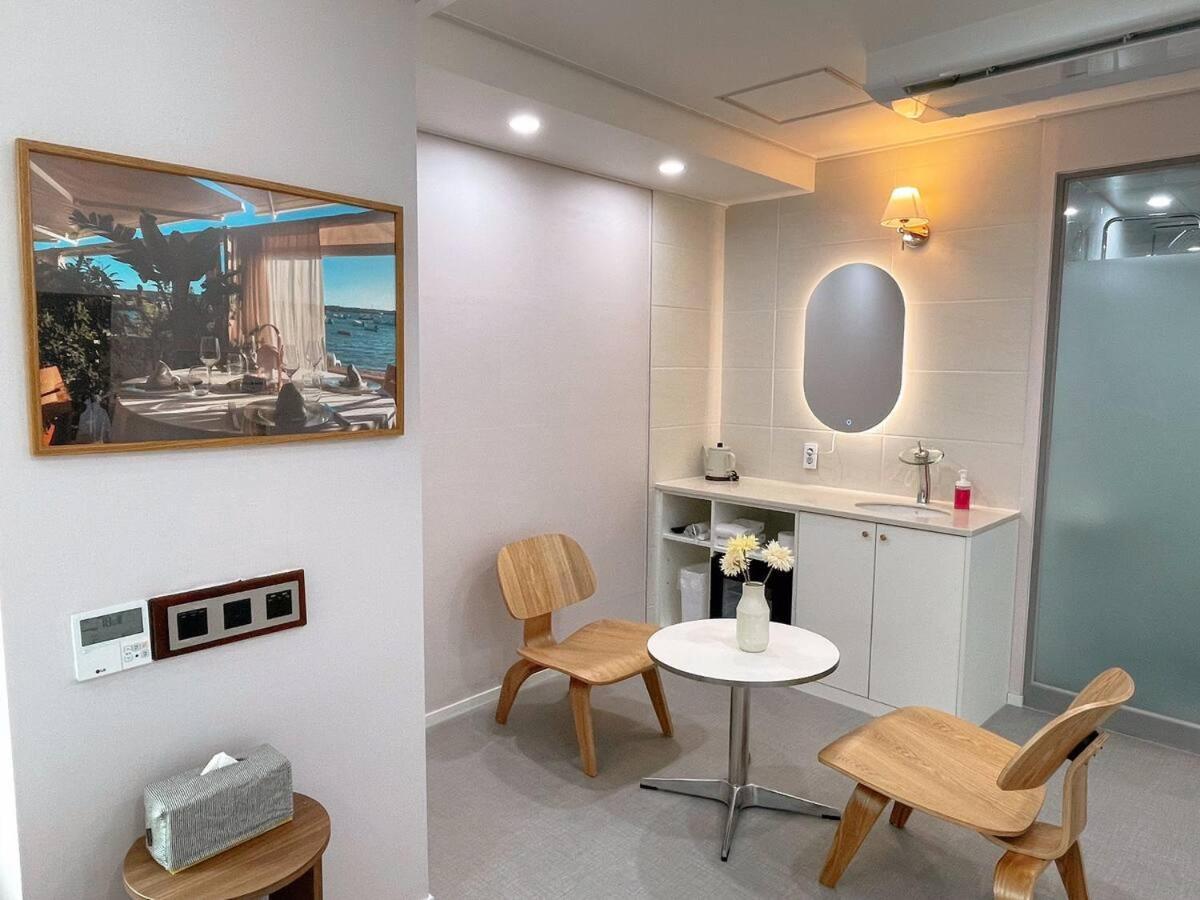 Haeundae Elysia Hotel *