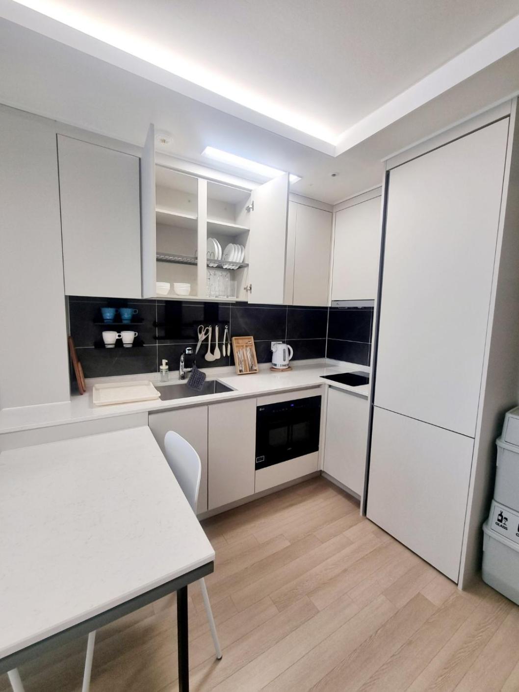Apartment Gwangan Bridge Coni House