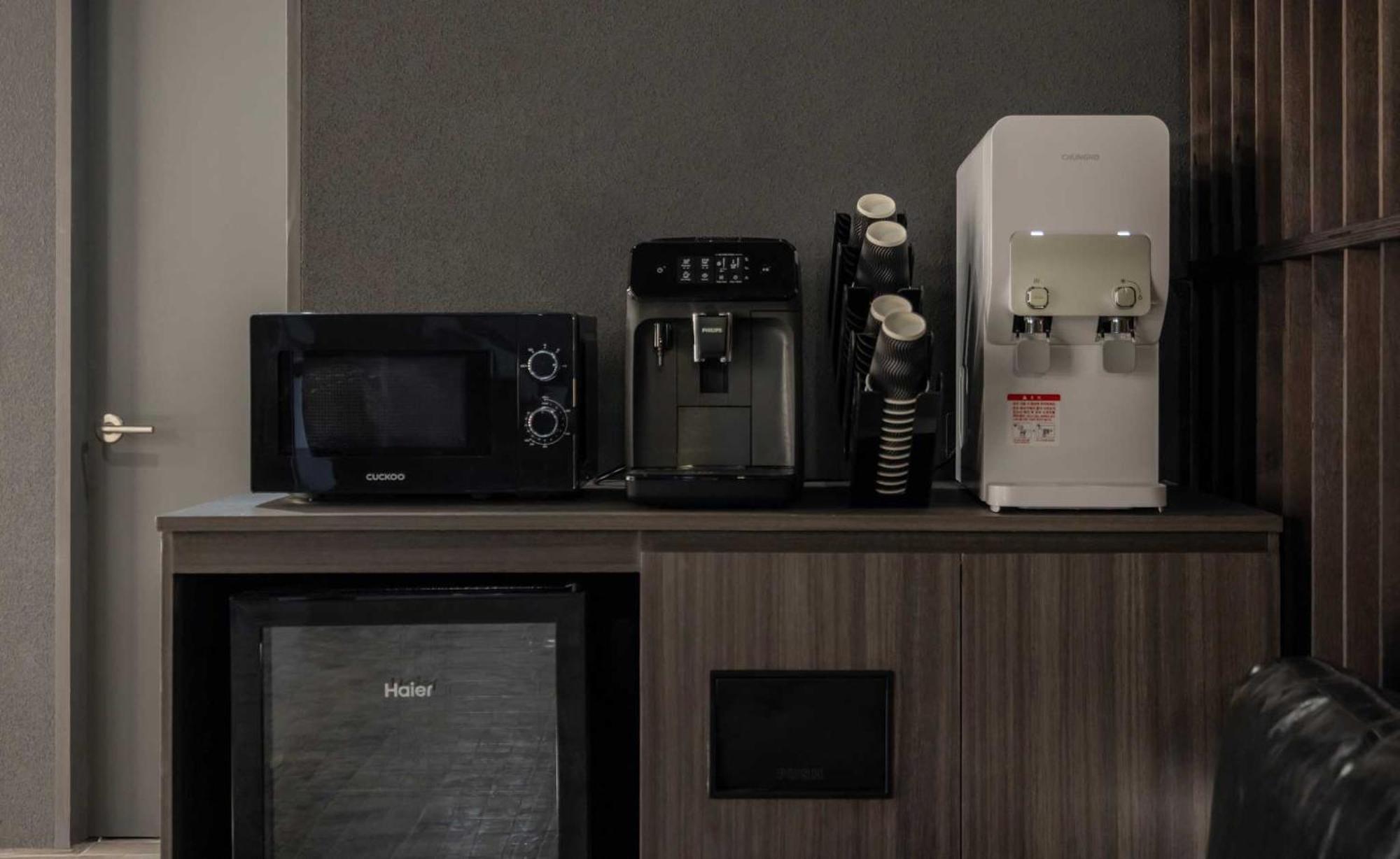 Koum Gijang By Aank Hotel *
